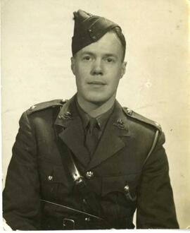 Lingen, Albert Henry, 1915-1974, Captain